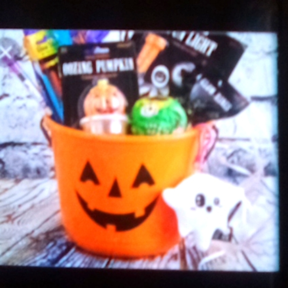 Halloween basket